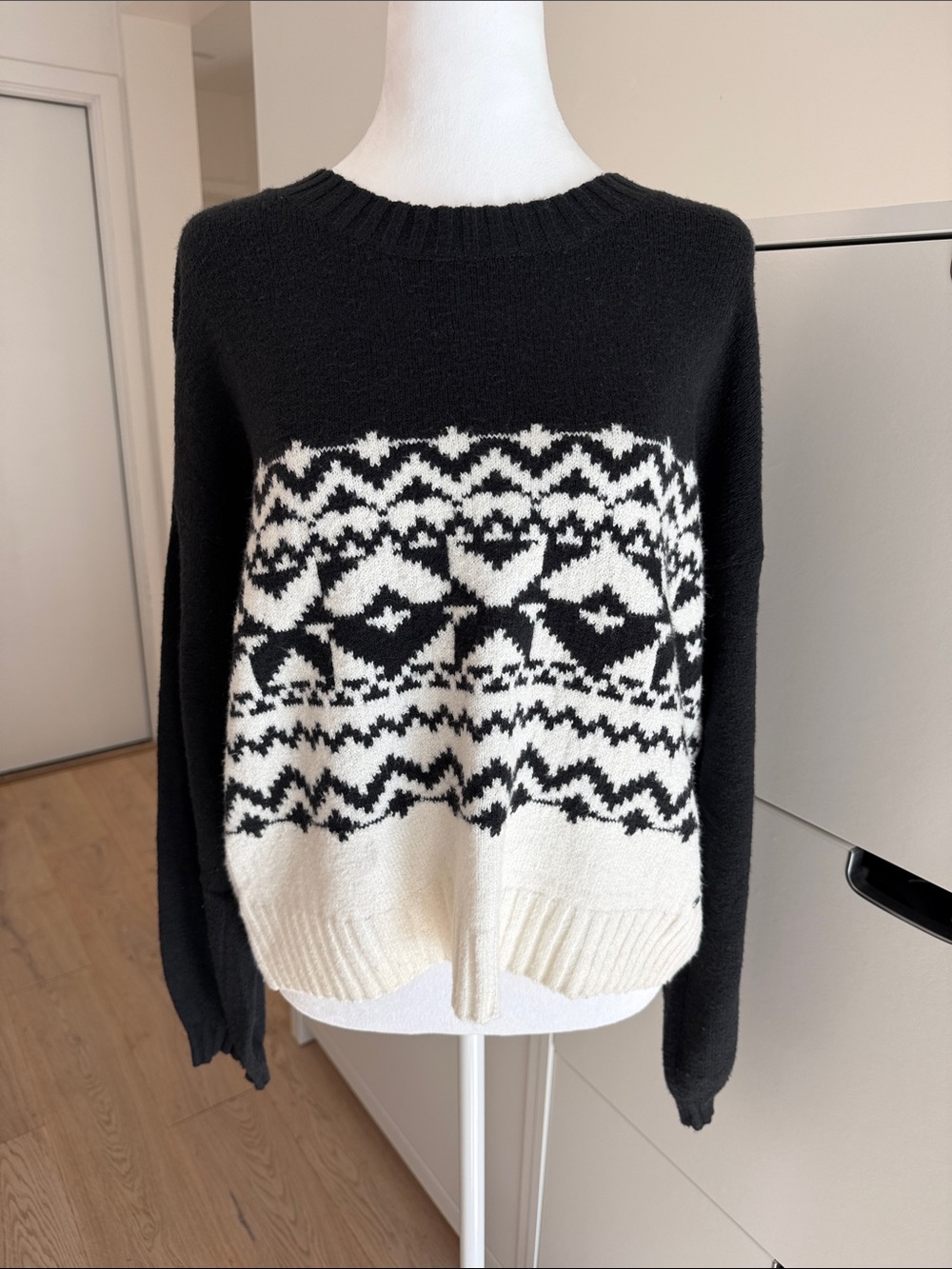 Hollister Black & White Fair Isle Crewneck Sweater